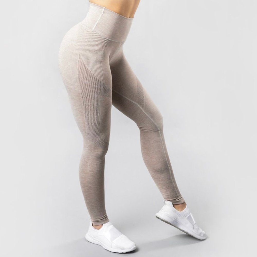 Alphalete Aero Leggings Nude